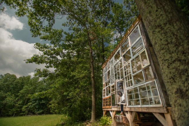 Repurposed-Windows-Cabin-2