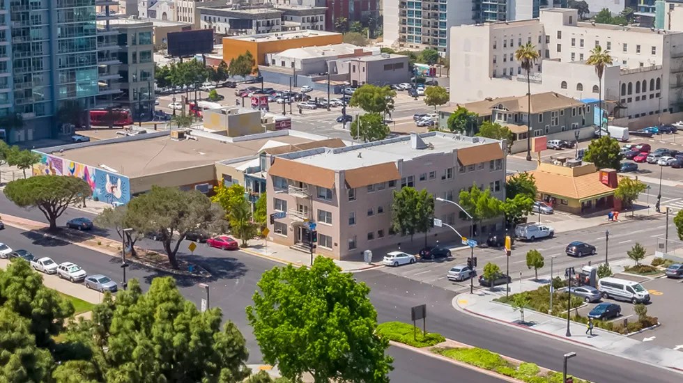 Biltmore Apartments Floit Properties, Inc.