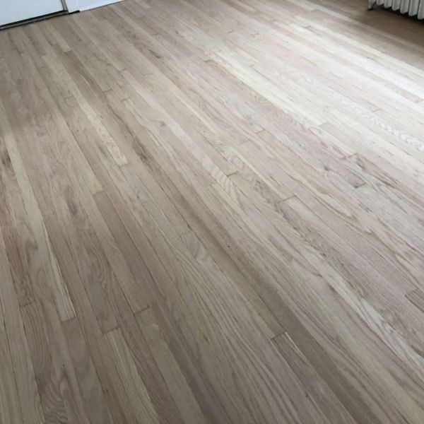 Red Oak, Espresso Stain + Polyurethane Chicago, FLOORecki LLC