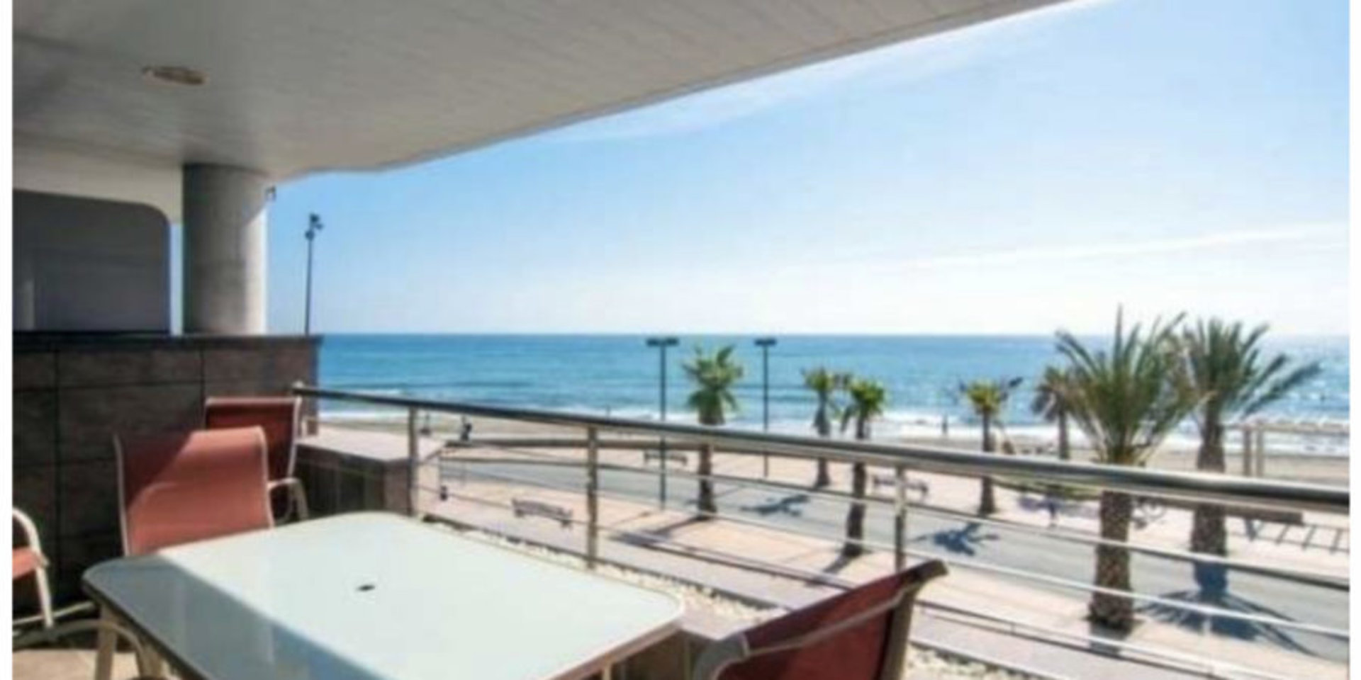 Frontline Beach apartment Carvajal Fuengirola FloraHome