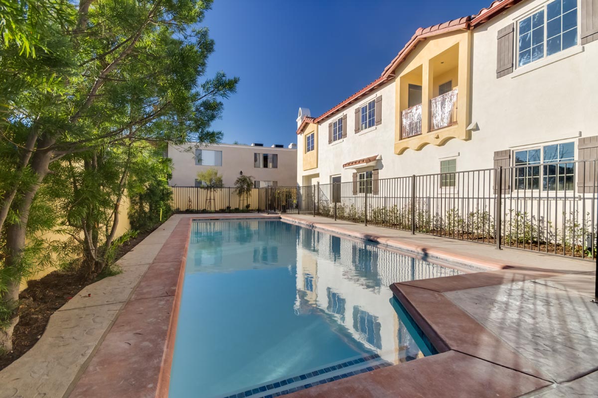 Florence Townhomes Single family Homes