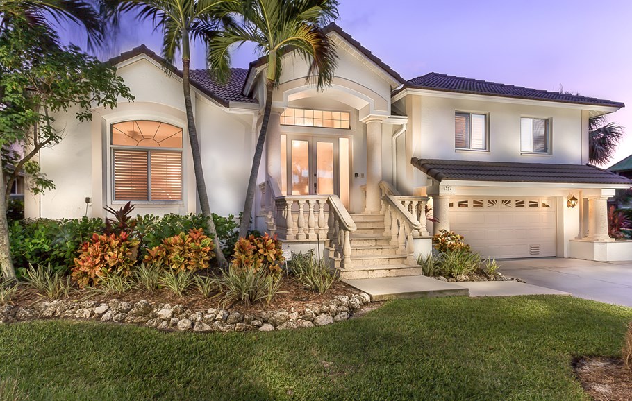 Naples Vanderbilt Beach 12401 luxuriös und modern eingerichtetes