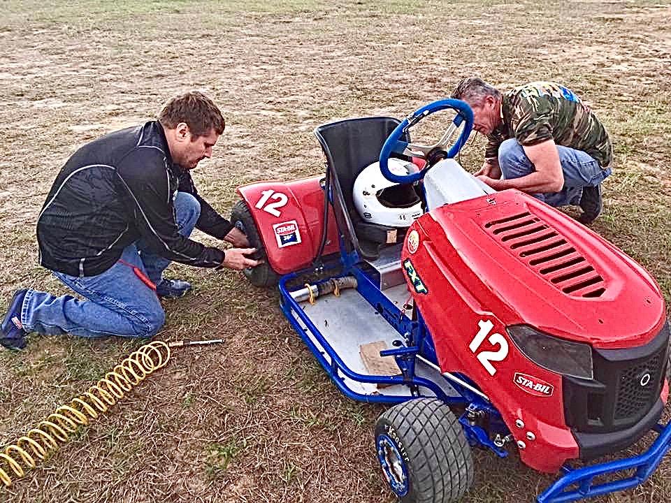 Lawn Mower Racing Mania Comes to Florida Florida Fun Travel