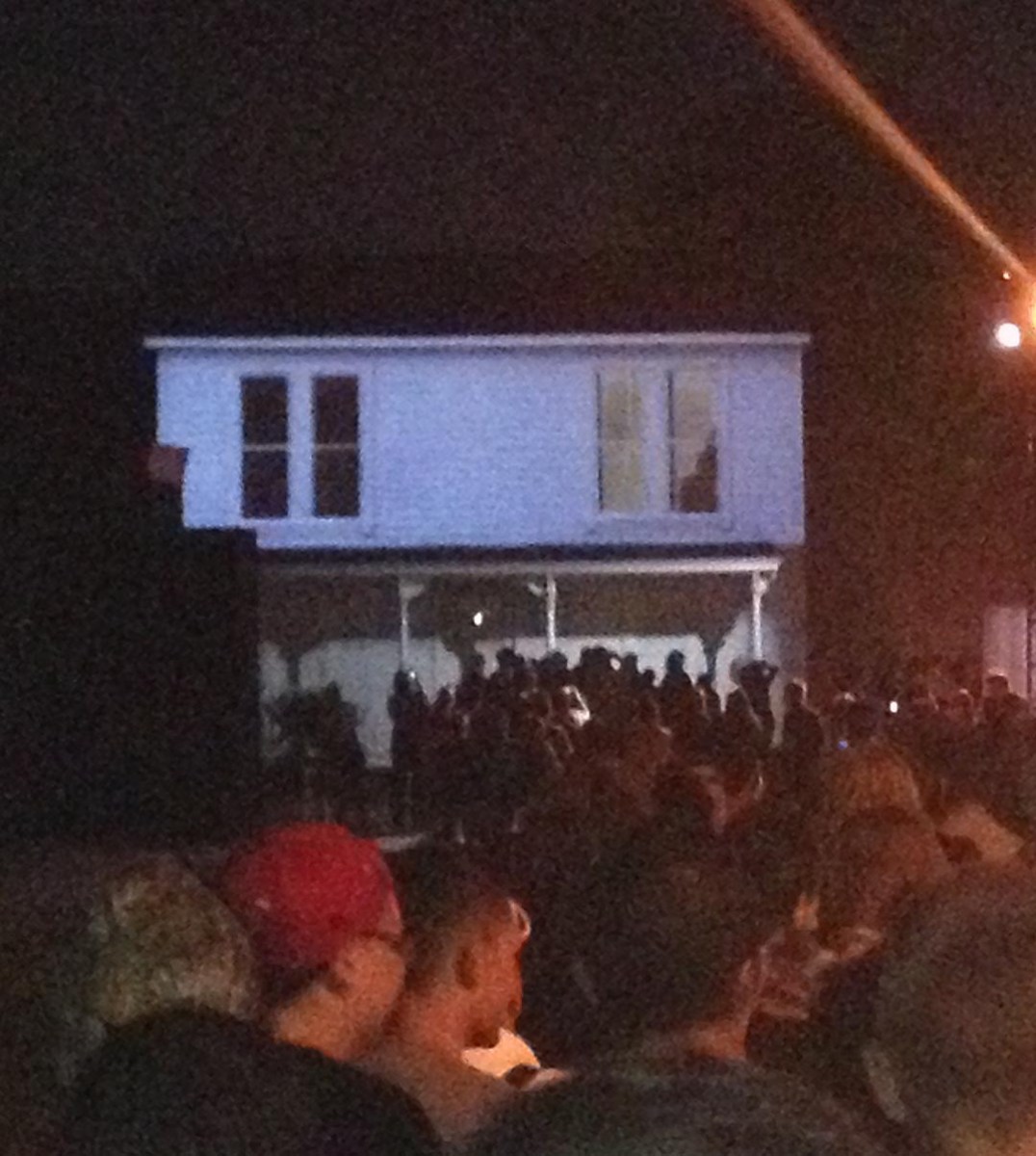 The Line At 'Halloween' House Of Michael Myers At Hhn24 – A Gator In Naples