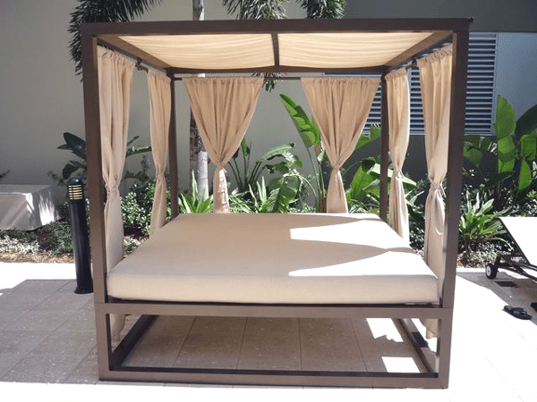 Outdoor Daybed with Canopy by Florida Patio (600 x 450 Pixel)