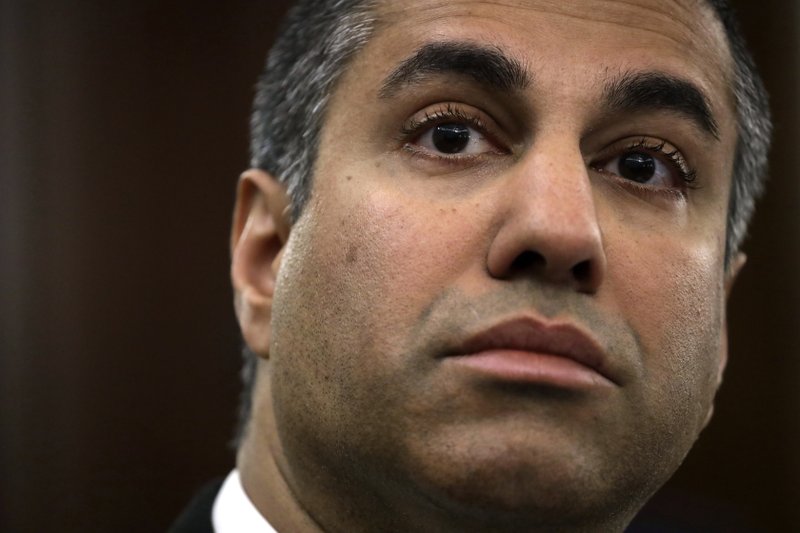 FCC Chairman Ajit Pai to leave agency on January 20