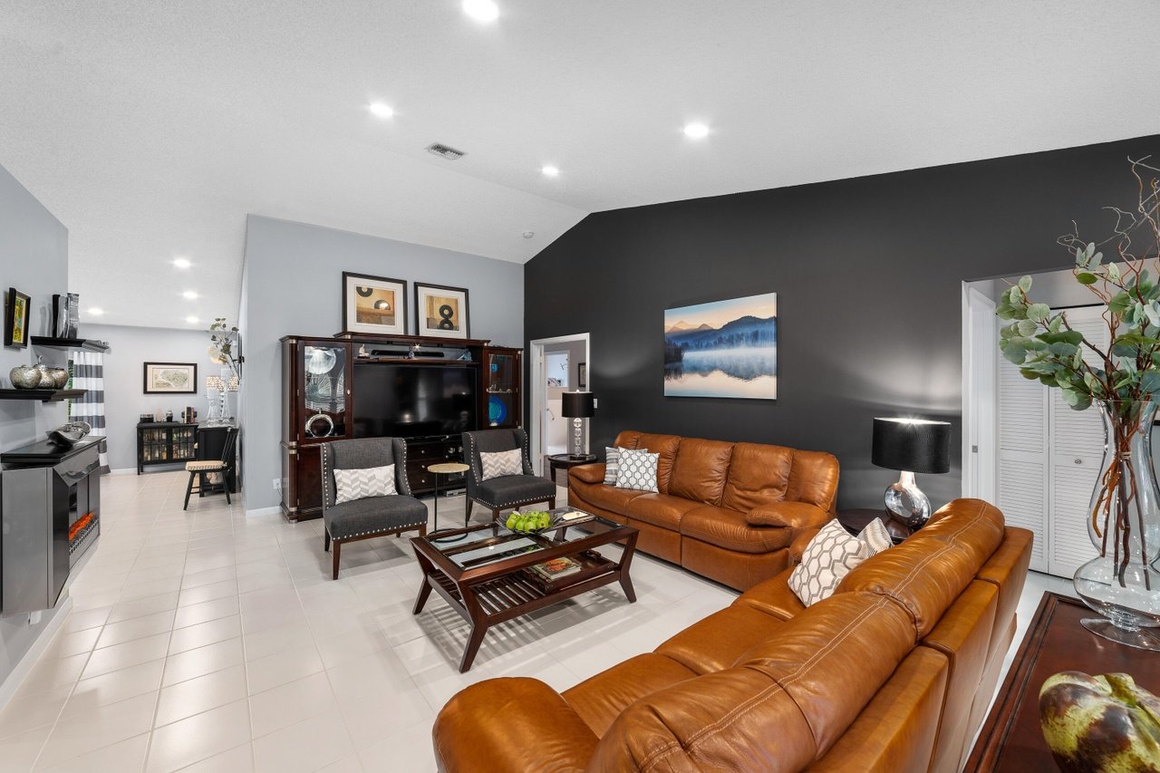 Dom w Coral Springs na Brookside Isle Floryda.eu