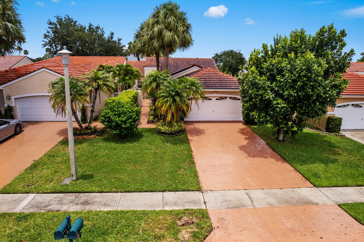 Dom bliźniaczy Lakefield w Wellington Floryda.eu