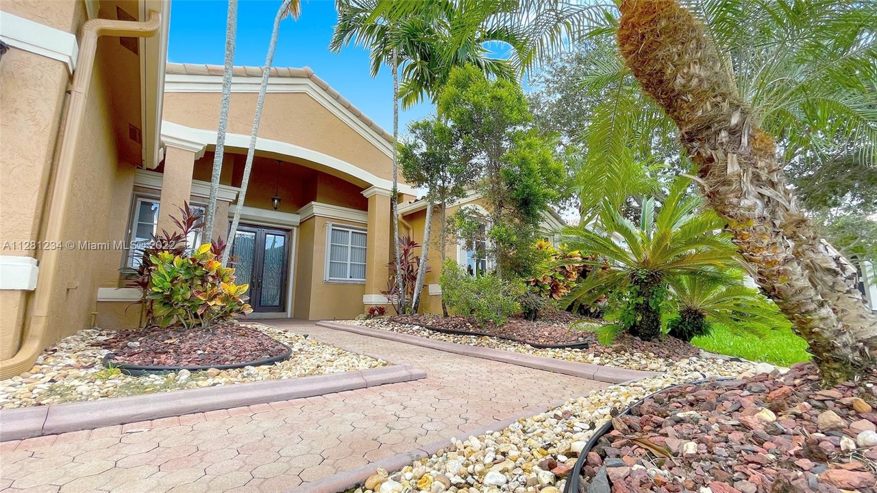 Dom jednorodzinny na Windsor Palms w Miramar Floryda.eu