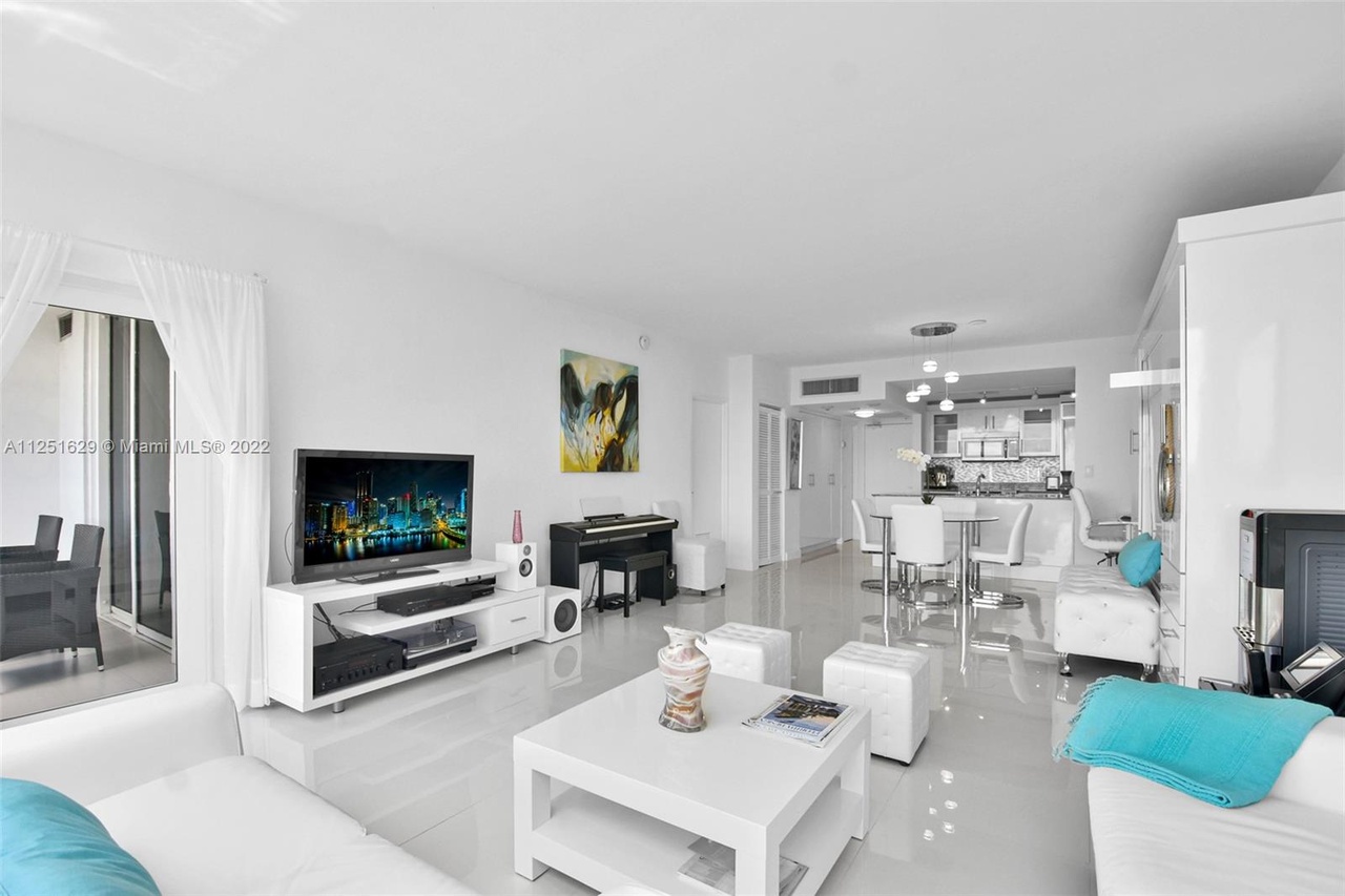 Harbour House Condo Miami Floryda.eu