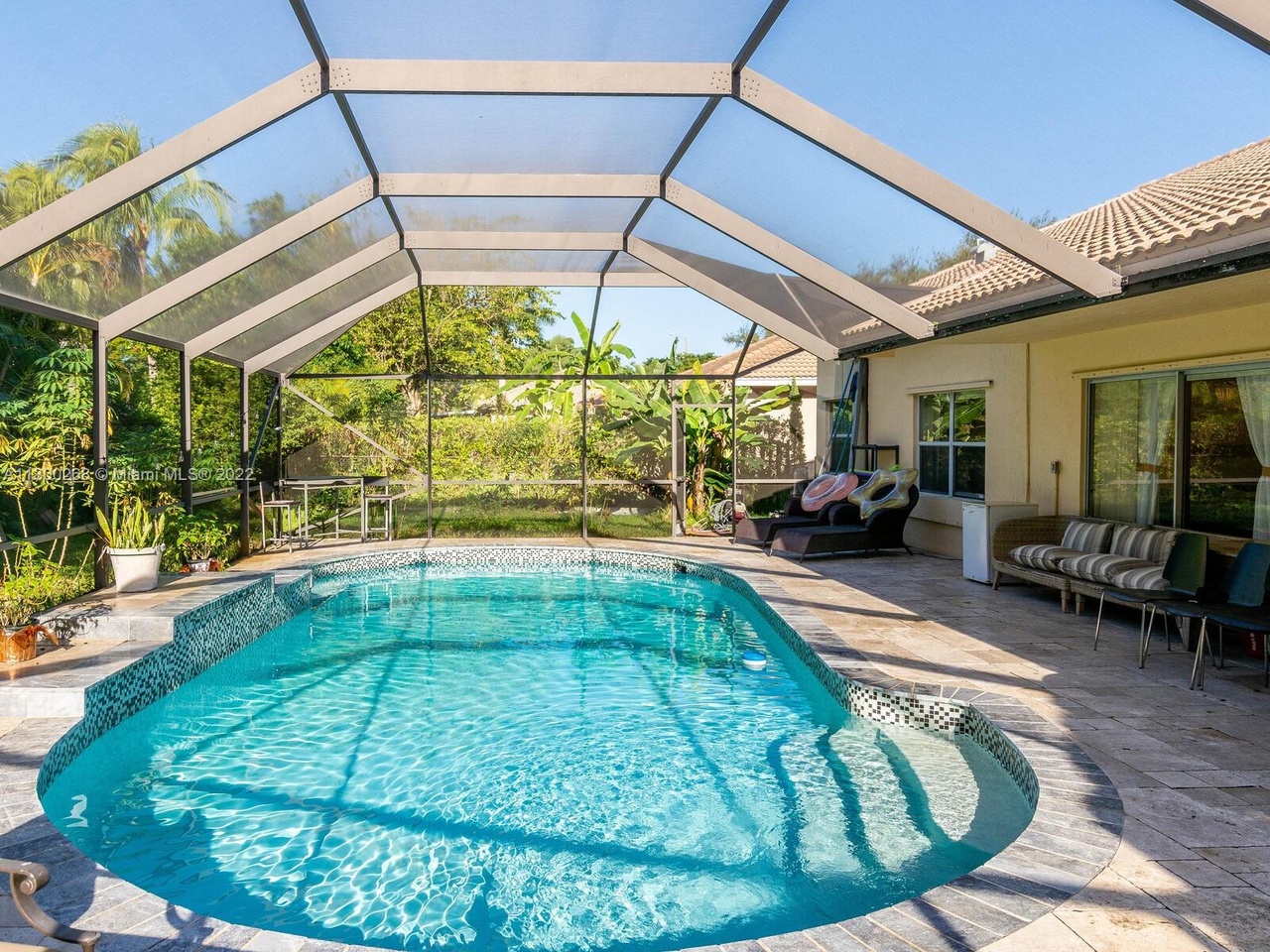 Dom z basenem w Coconut Creek Floryda.eu