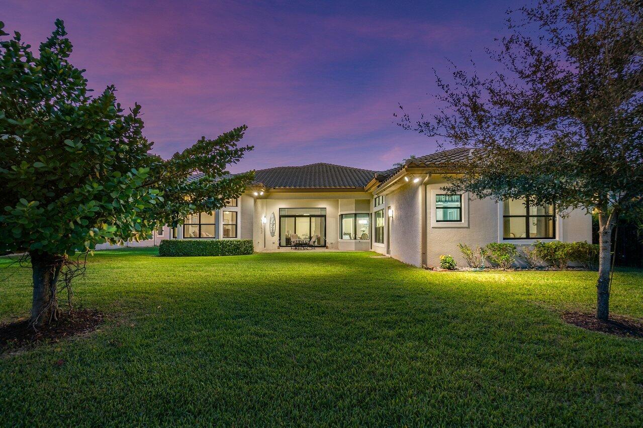 Dom na Seven Bridges w Boca Raton z widokiem na jezioro Floryda.eu