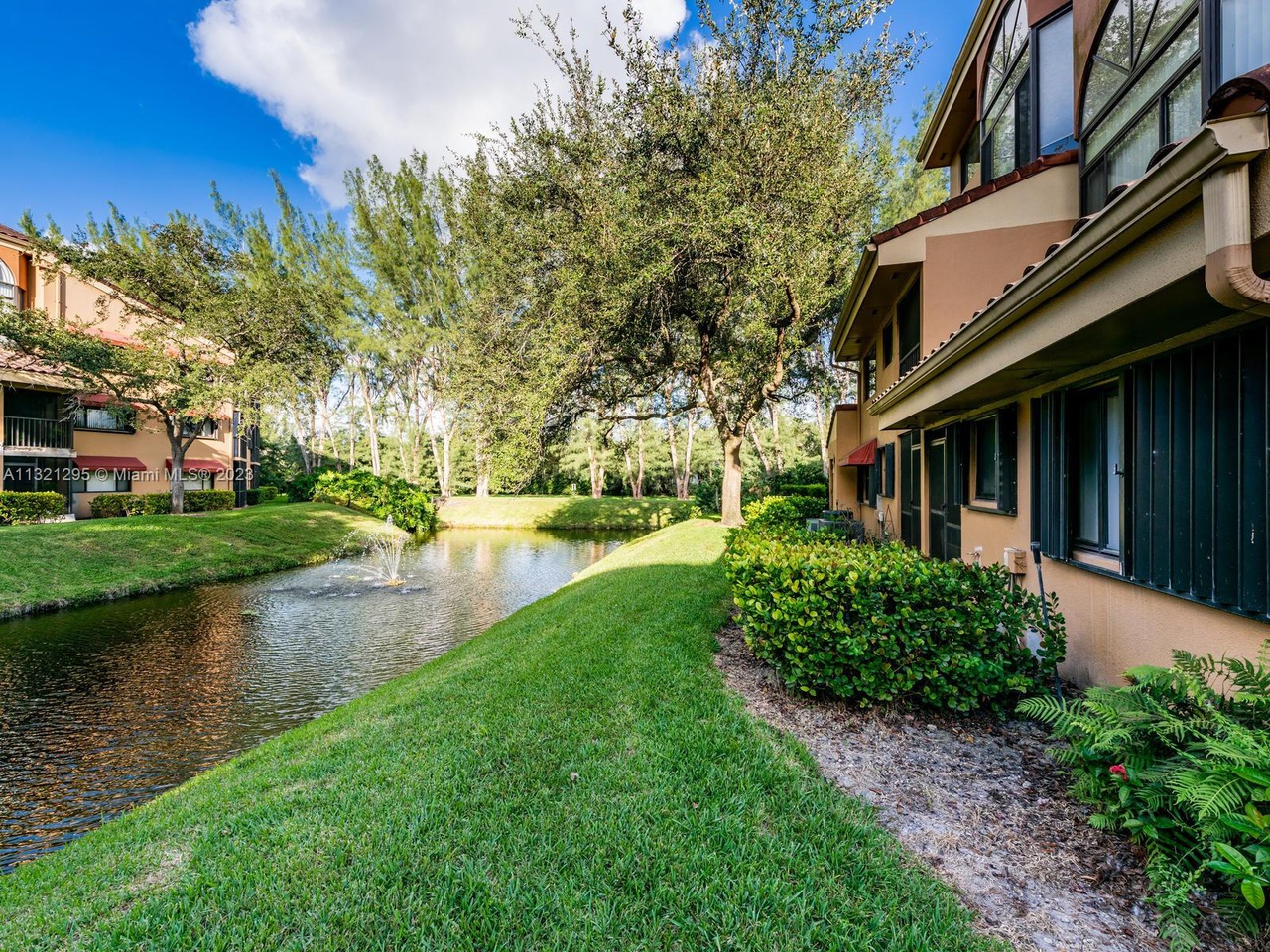 Celebration Point Condo w Miami Lakes Floryda.eu