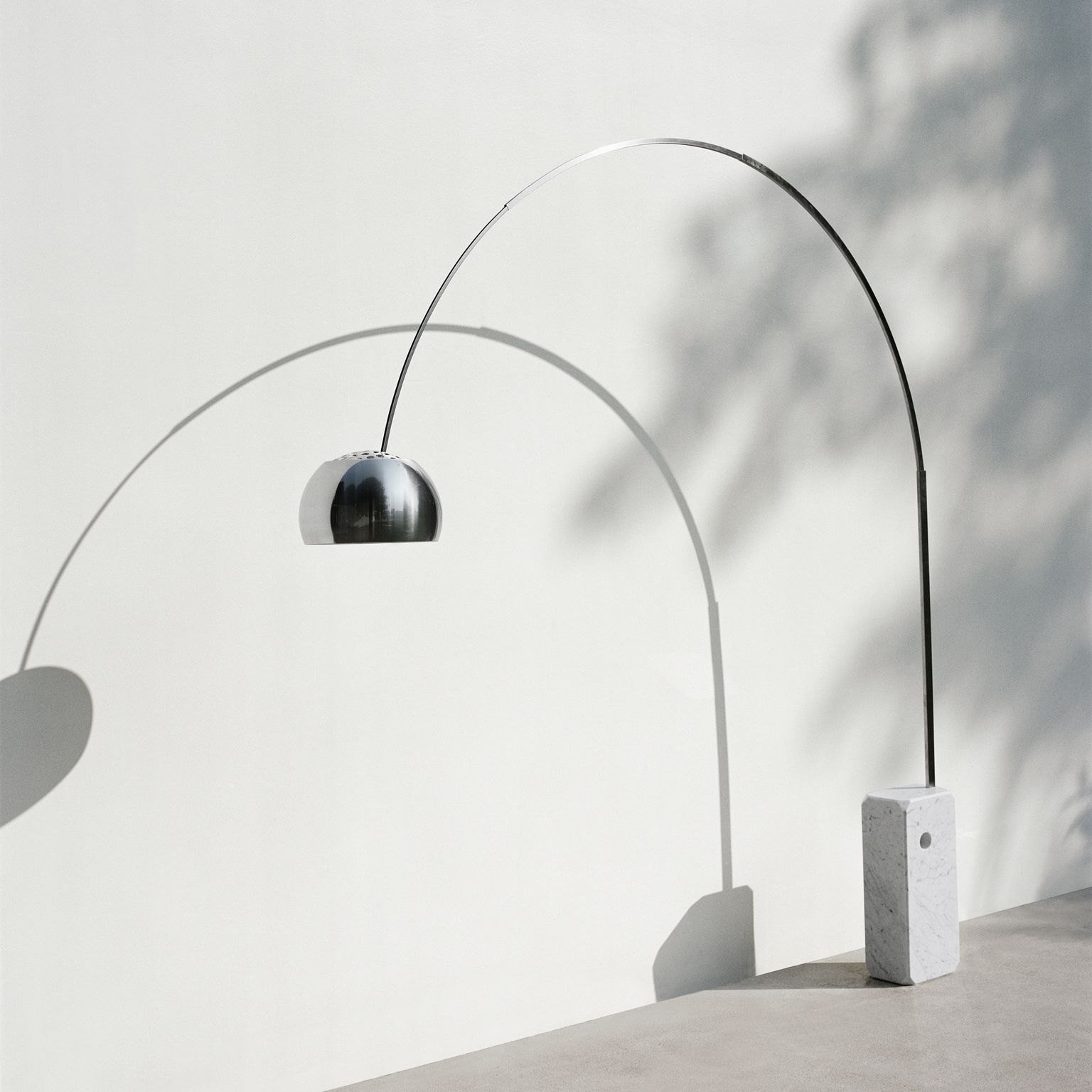 Modern Floor lamps, contemporary standing lamps Flos Official Shop