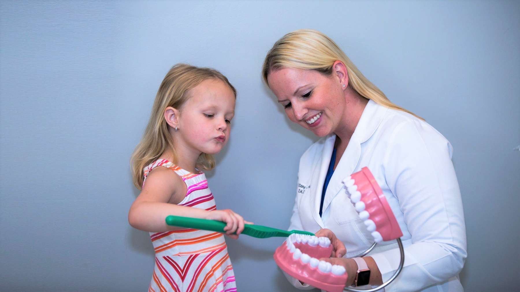 Floss 32 Family Dentistry Oldham County and Crestwood, KY Dentist