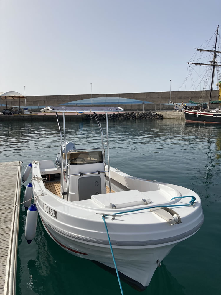 Our boats Flounder Sailing Segeltörns & Charter Fuerteventura