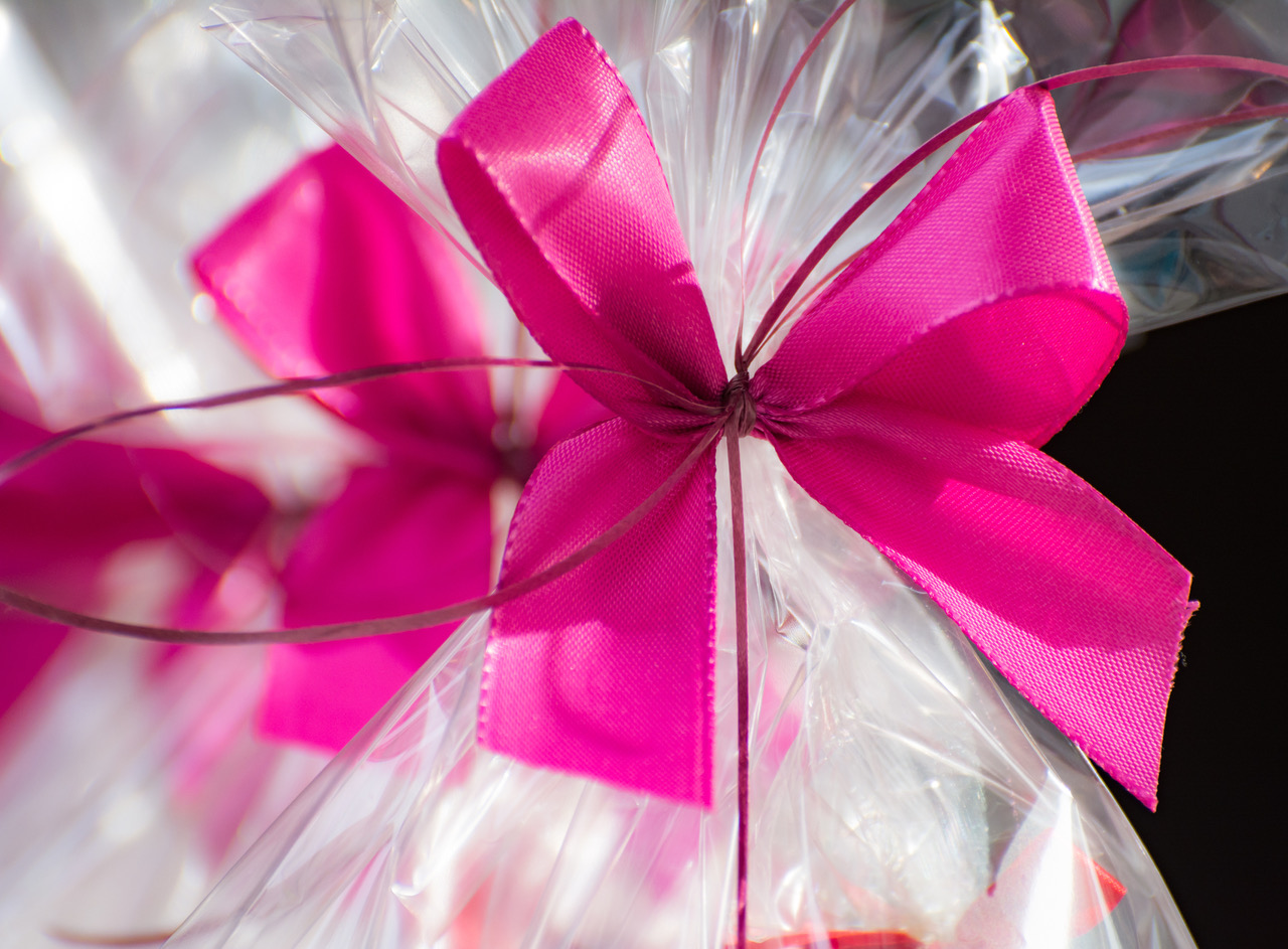 Ribbons, Wrapping, Cellophane & Tissues Flourish Trading Ribbons, Wrapping, Cellophane & Tissues Flourish Trading