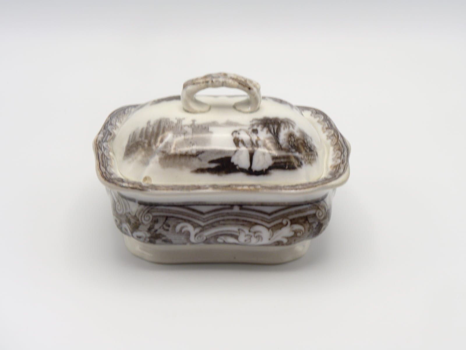 Mulberry Soap Dish & Cover Jackie's Antique Showcase