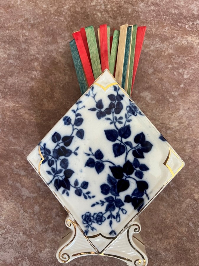 A Little Light History on Spills and Spill Vases Flow Blue