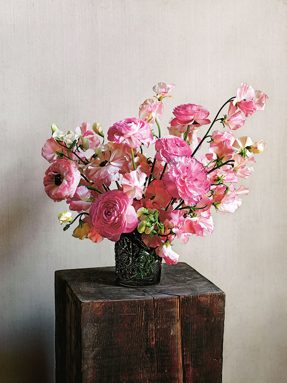 Dozens of Pink Flower Arrangements Flower Magazine