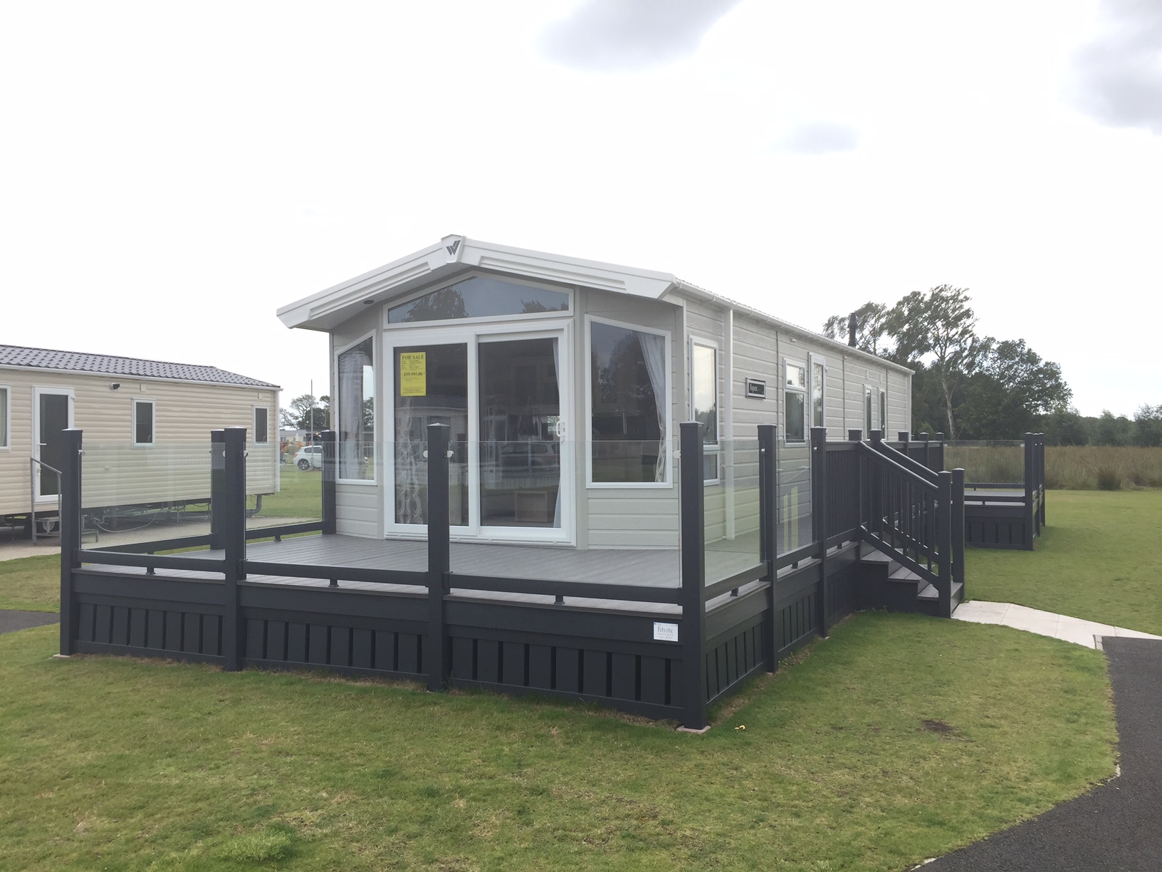 PREOWNED 2017 WILLERBY ASPEN LODGE Flower of May