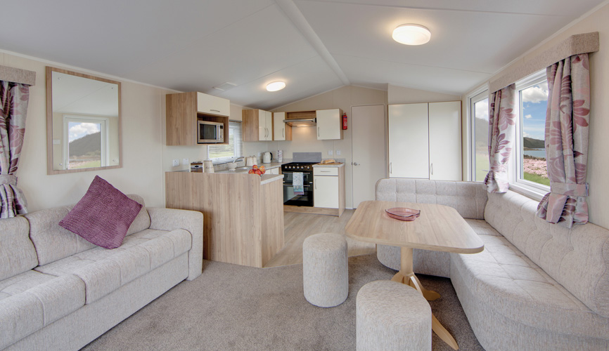 NEW 2017 WILLERBY RIO GOLD Flower of May