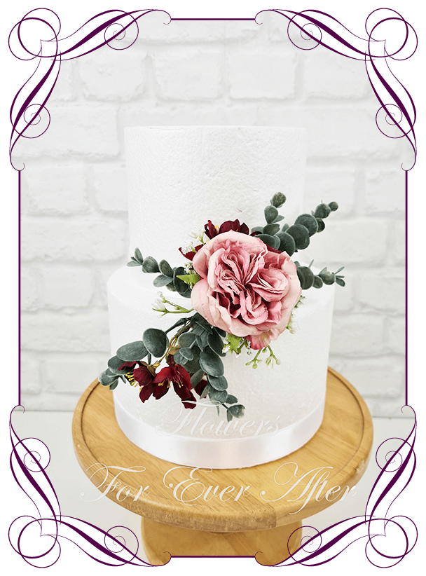 Dazzle Your Taste Buds with These Scrumptious Dusty Pink Cake Ideas