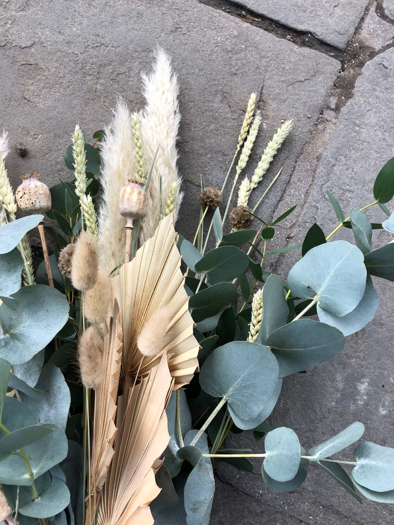 Dried flower arrangement for delivery in Bath. Flowers of Bath