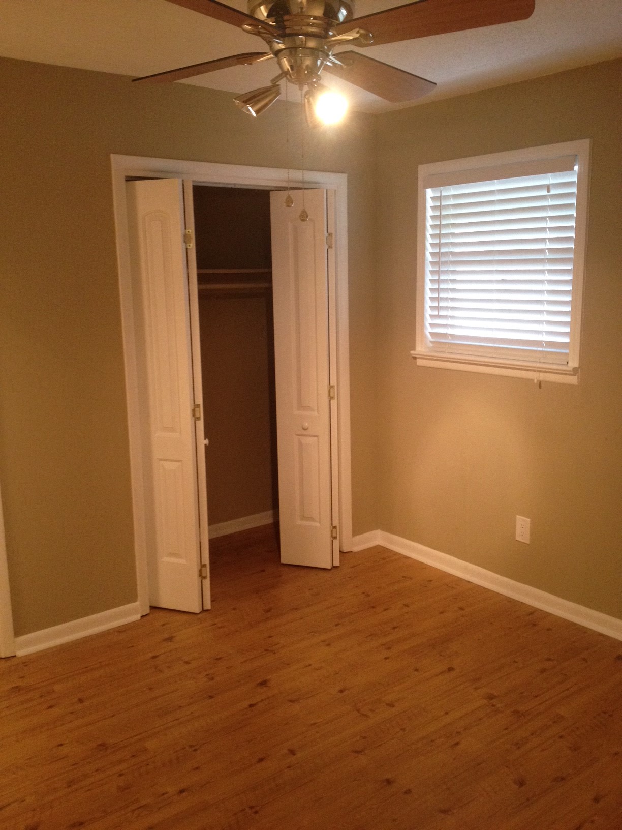 Carlton South Apartments Flowers Properties