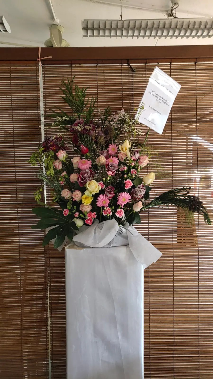 zed combo Free Same Day Delivery Flowers Singapore 14 Flower