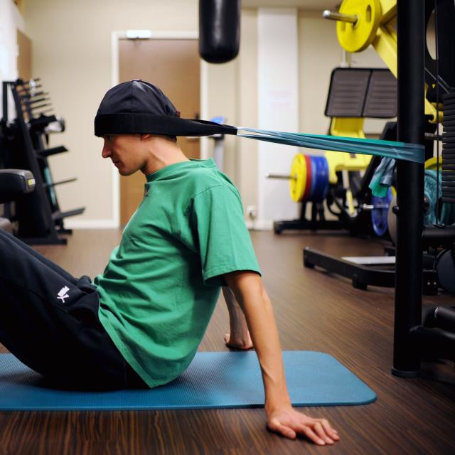 Race Driver Neck Training (& Strengthening Exercises) FLOW RACERS