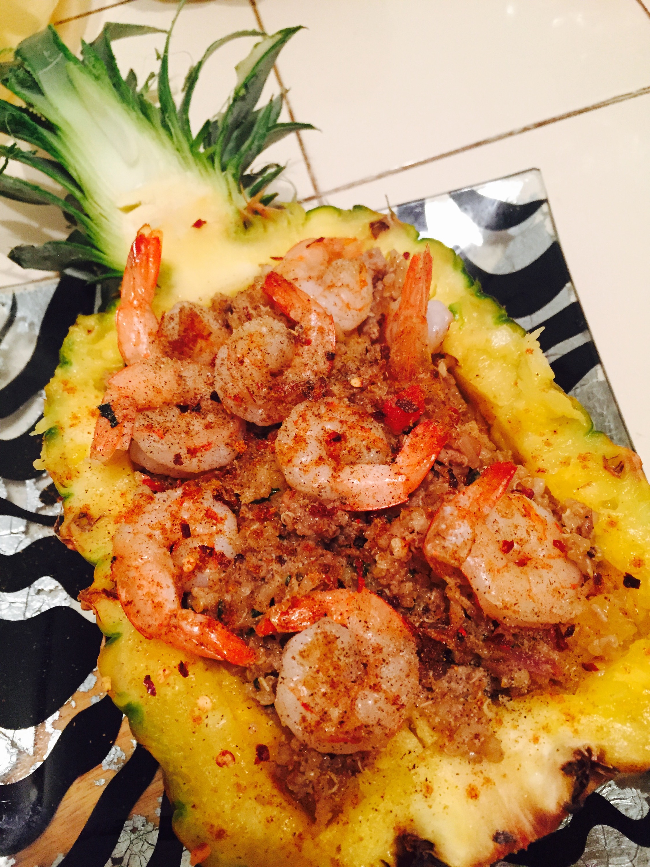 PINEAPPLE FRIED QUINOA AND SHRIMP BOWL Fluffy Aint For me