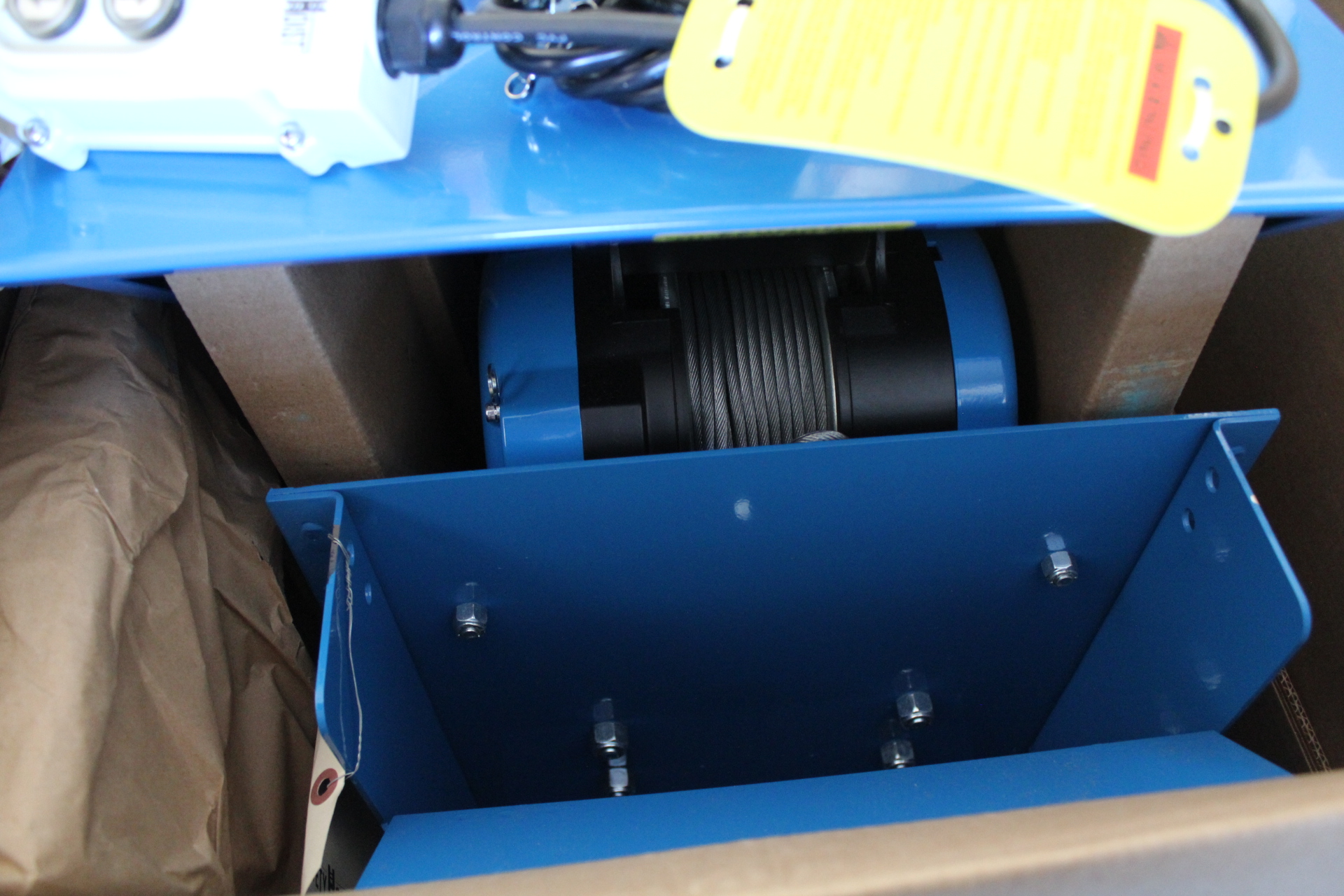 Safety Hoist EH250 250lb. 28 Foot Ladder Hoist for sale Product