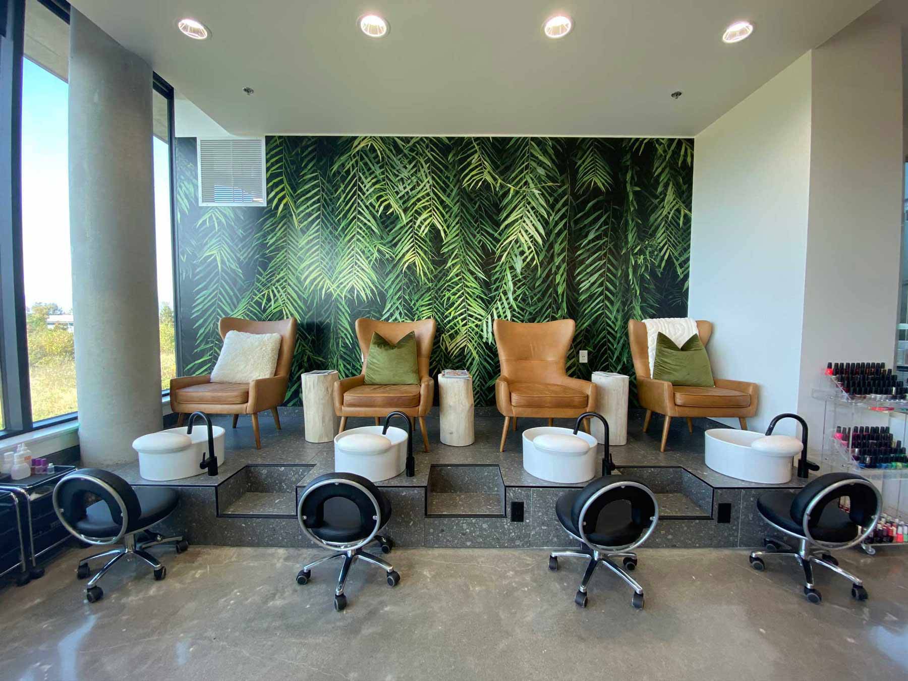 Soak off gel polish Fluid Spa