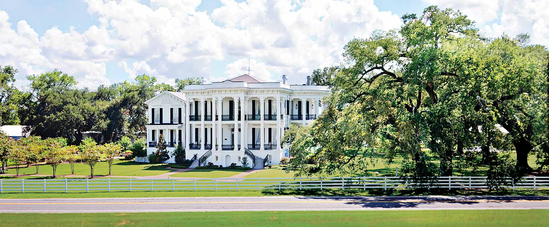Nottoway Resort Largest Antebellum Mansion