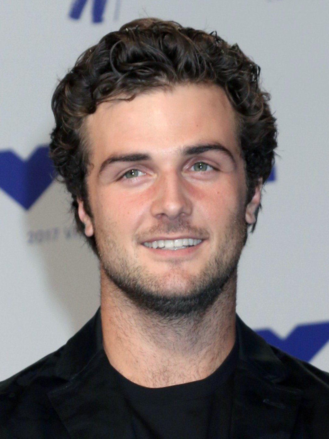 Beau Mirchoff Pictures - Rotten Tomatoes