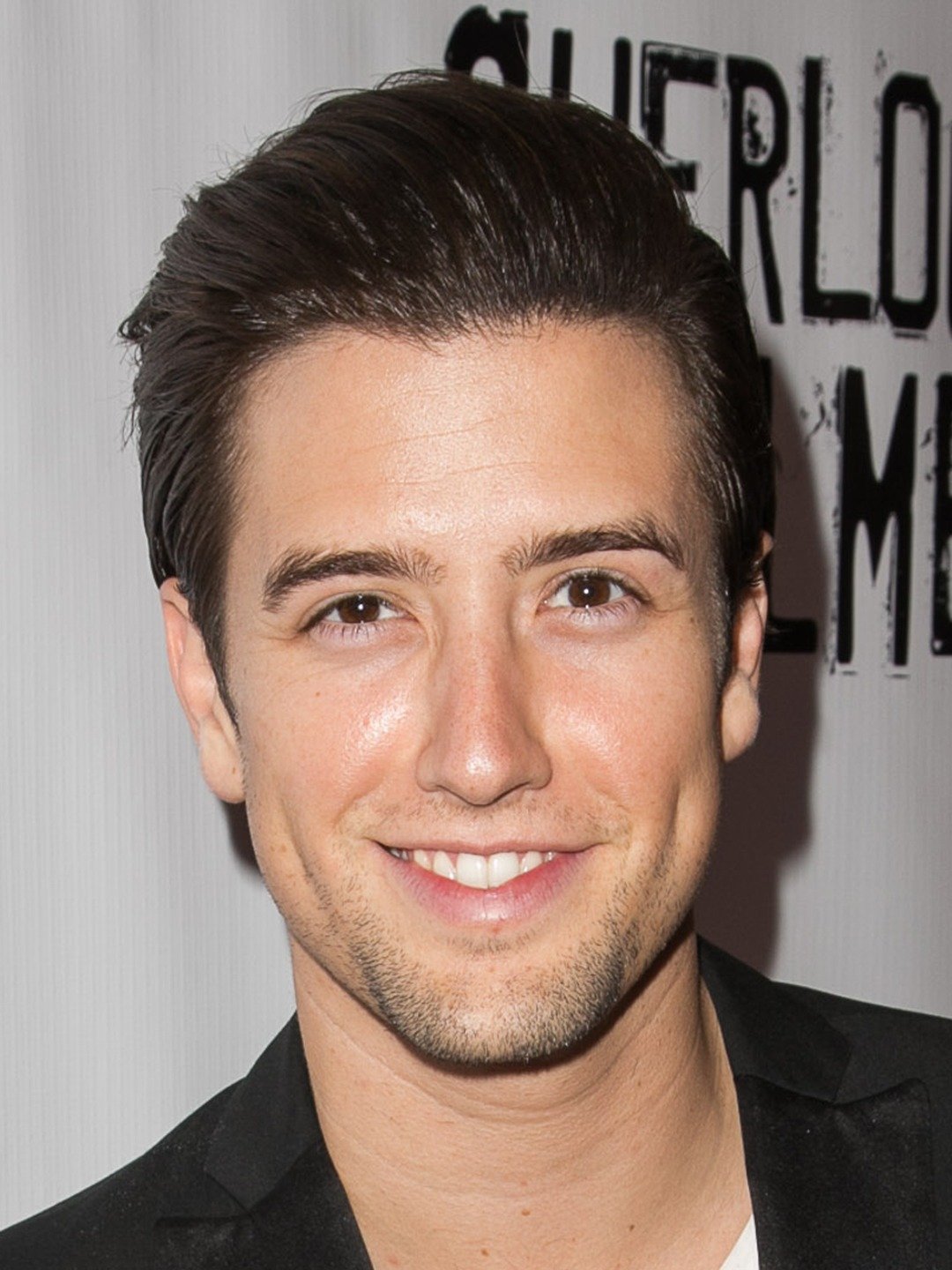 Aggregate more than 66 logan henderson hairstyle latest in.eteachers