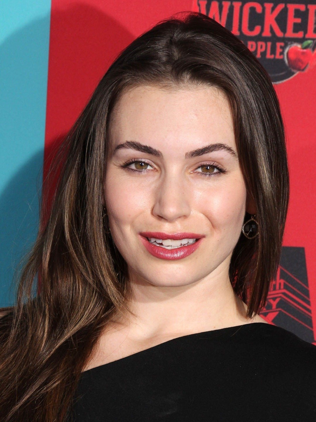 Sophie Tweed Simmons Hot