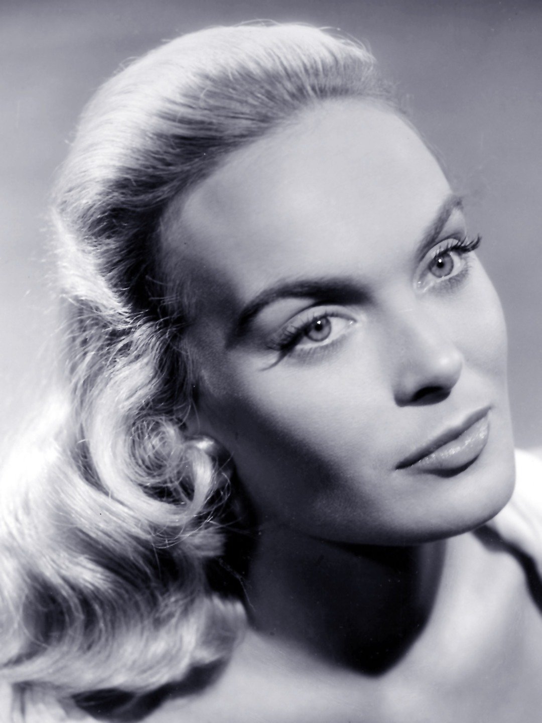 Shirley Eaton
