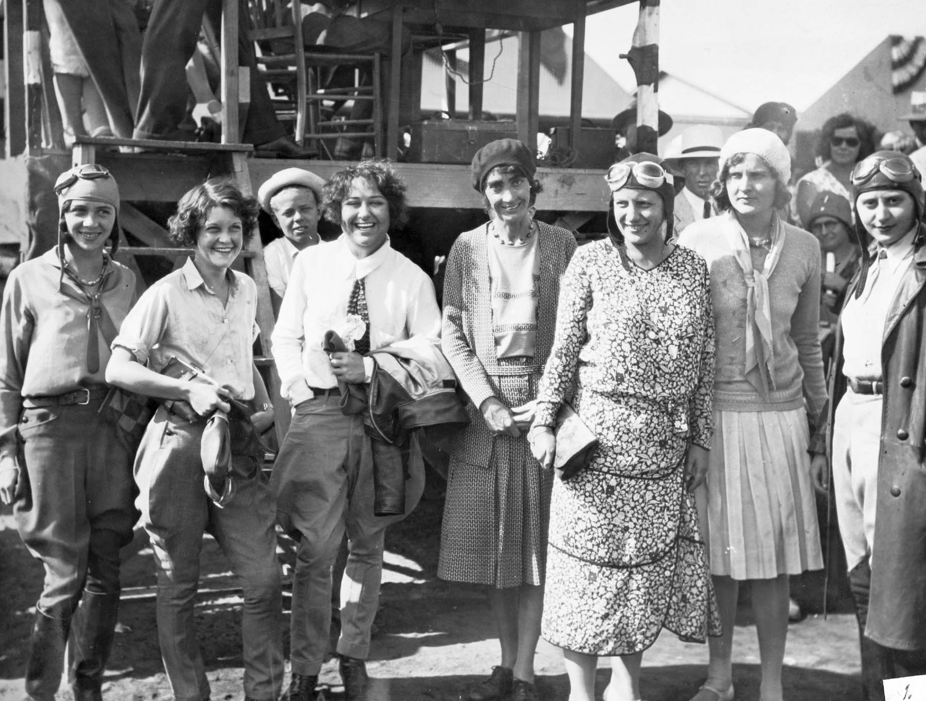 The Powder Puff Derby A Magazine for Aviators