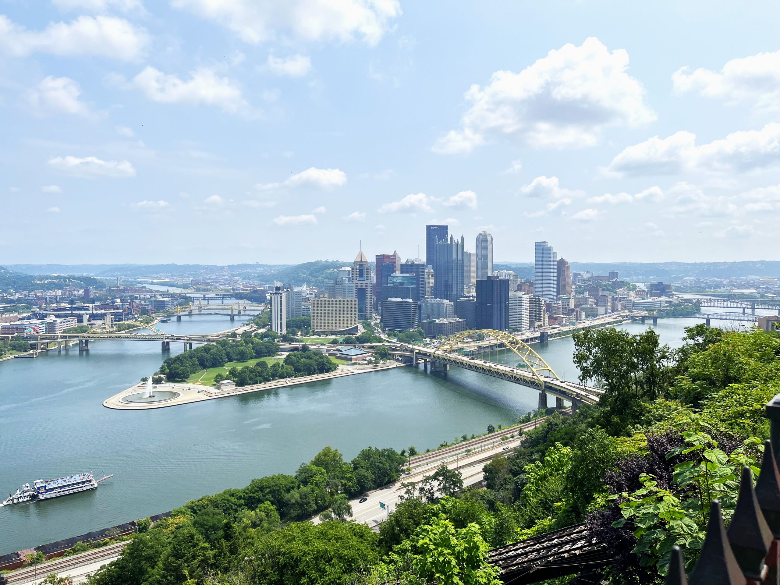 Aerial View of Pittsburgh, PA FLY4MUNCH