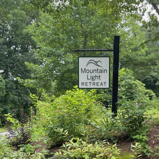 2023 Mountain Light Retreat Crozet, VA FlyDog Yoga