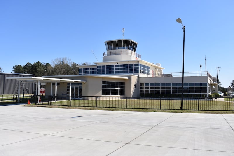 Airport/Pilot Services South Arkansas Regional Airport At Goodwill Field