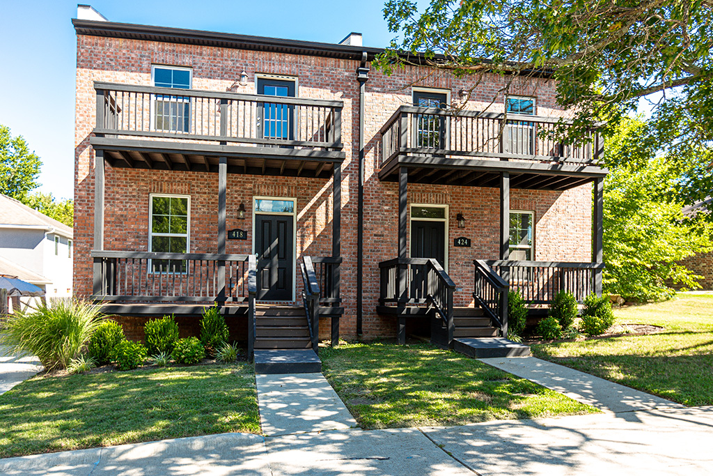 418424 E 7th St, Fayetteville, AR 72701 Flyer Homes