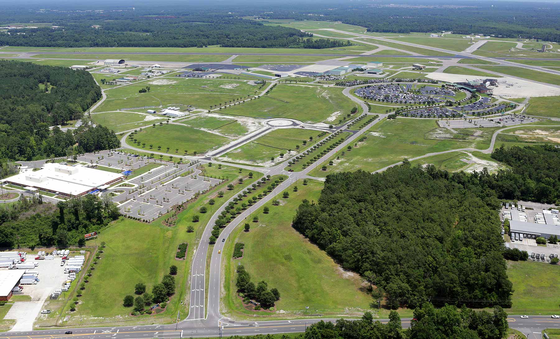Wilmington Airport Photos • Fly ILM