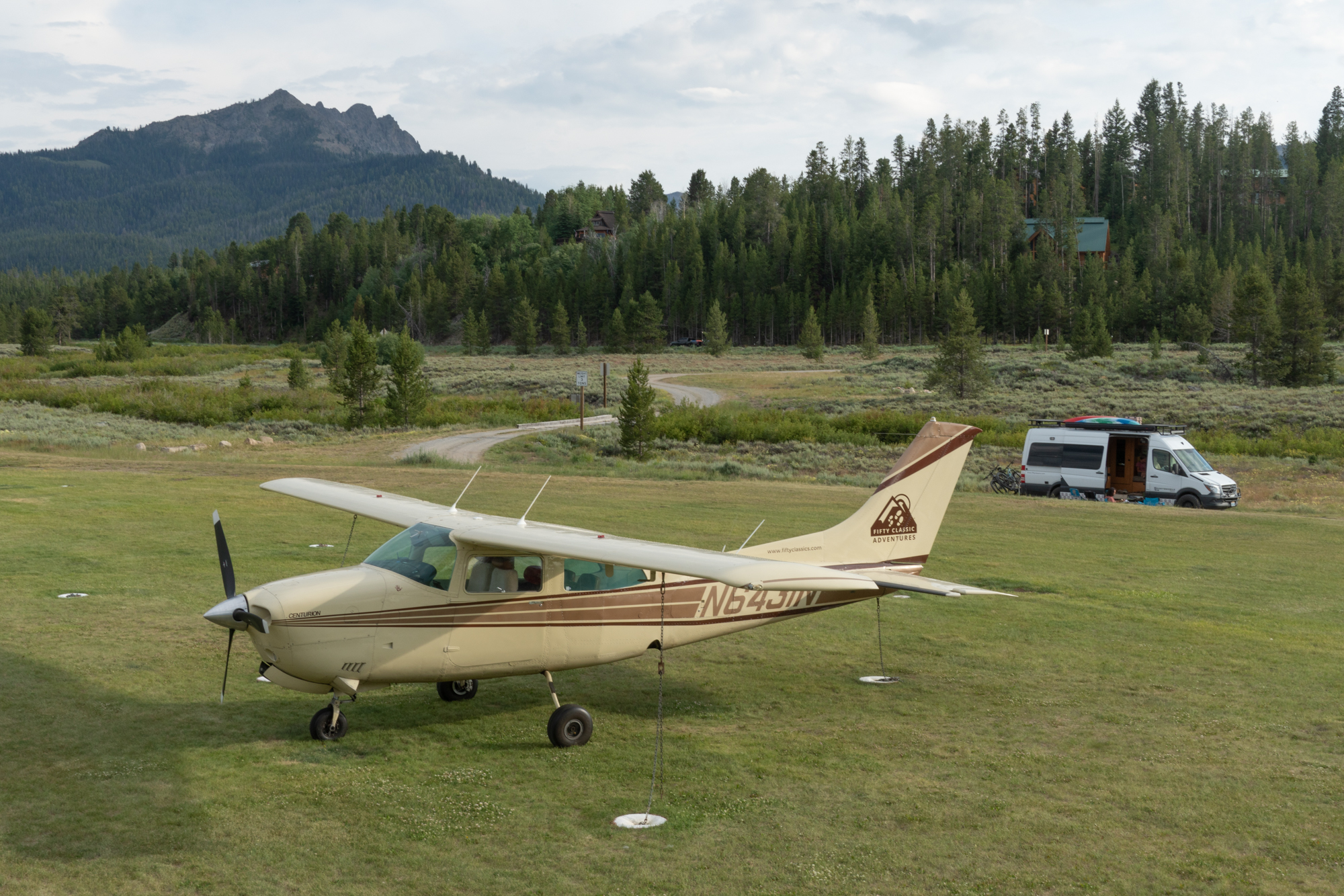 Smiley Creek Idaho and the Stunning Sawtooth Mountains LaptrinhX / News