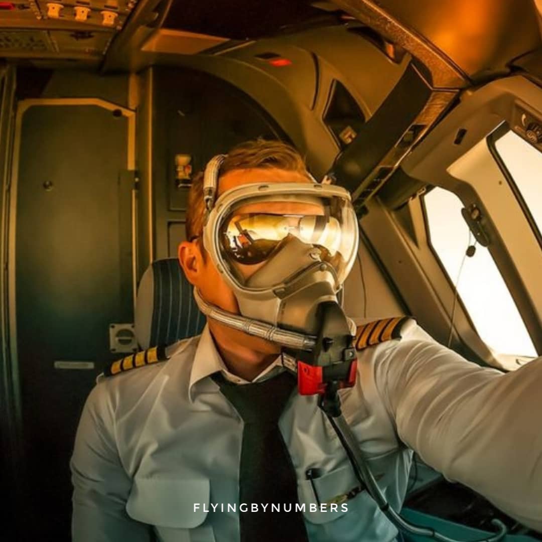 Do Airline pilots have oxygen masks?