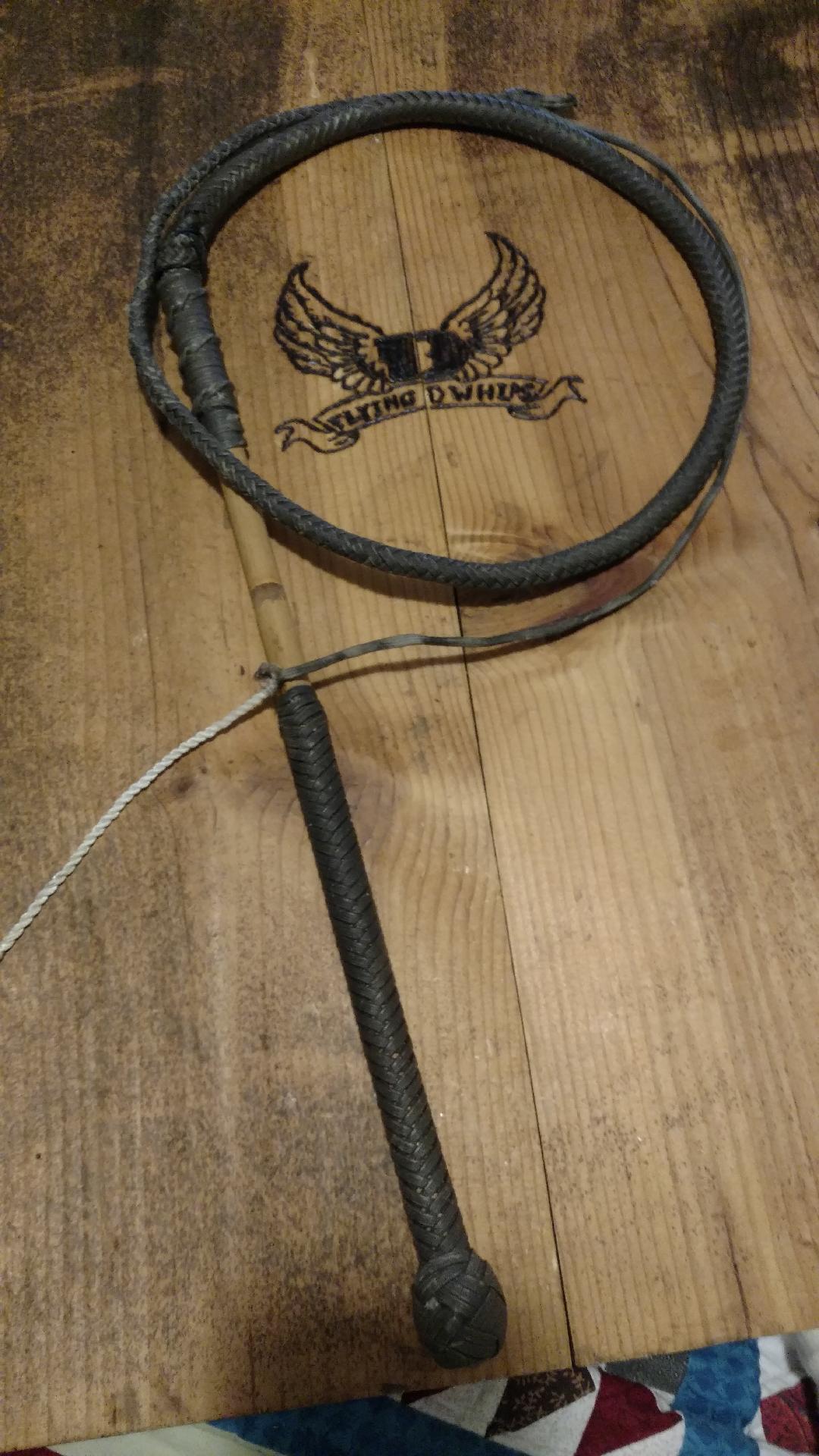 Australian stock whips for sale Flying "D" Whips
