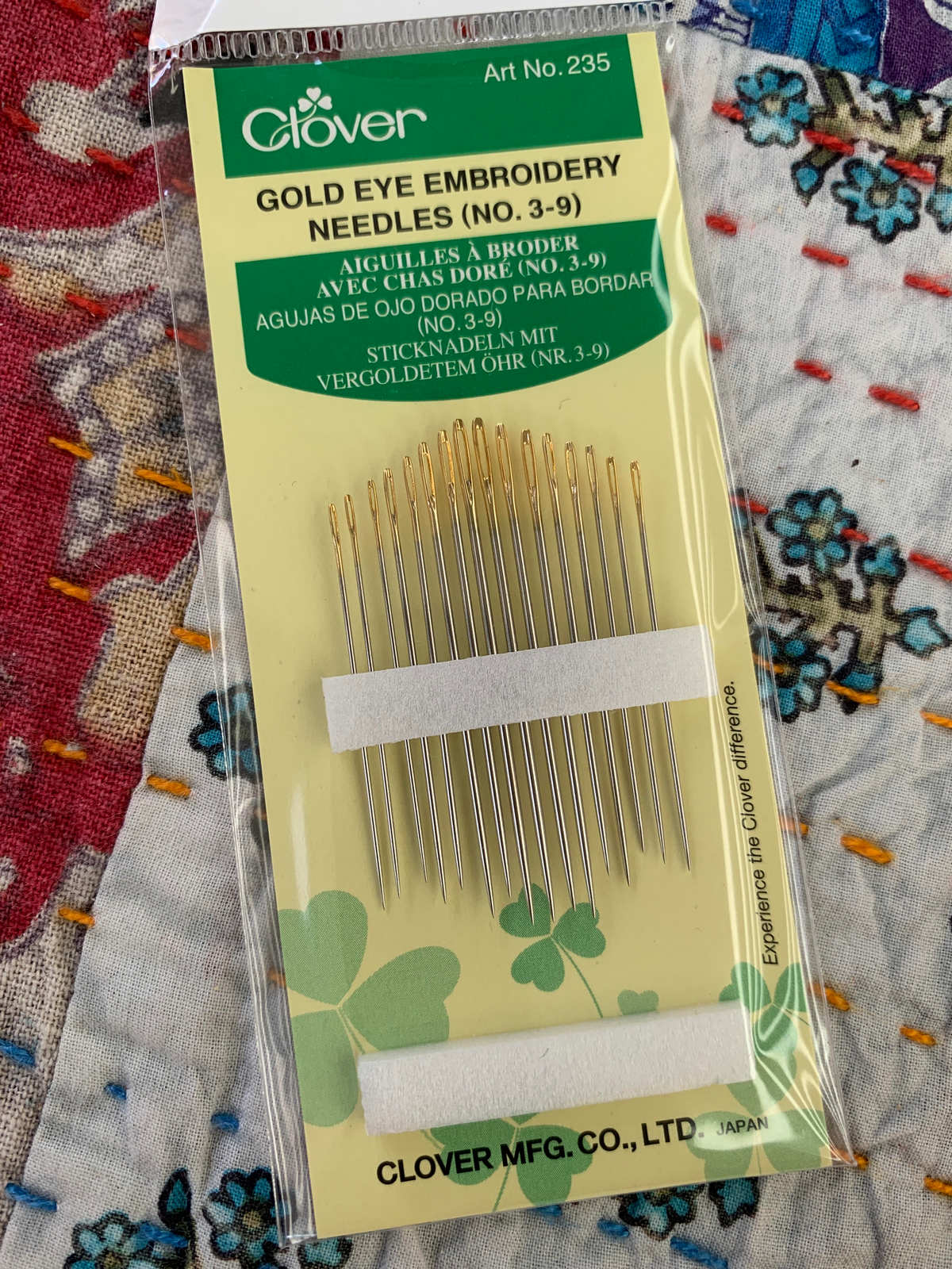 Applique pins Flying Fish Kits by Wendy Williams