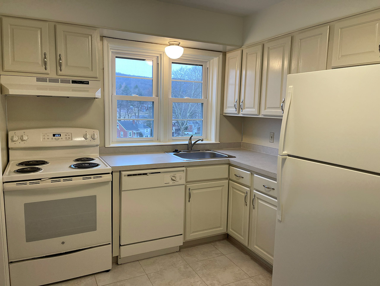 RENTED 2716A PARK ST Flying Hills